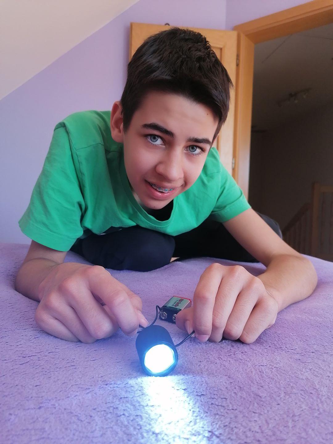 Domácí fyzika - 8.třída - 26