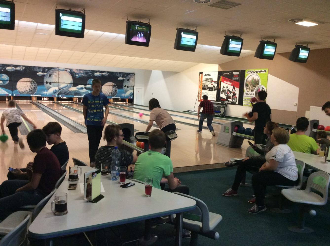 Školní bowlingová liga - 1