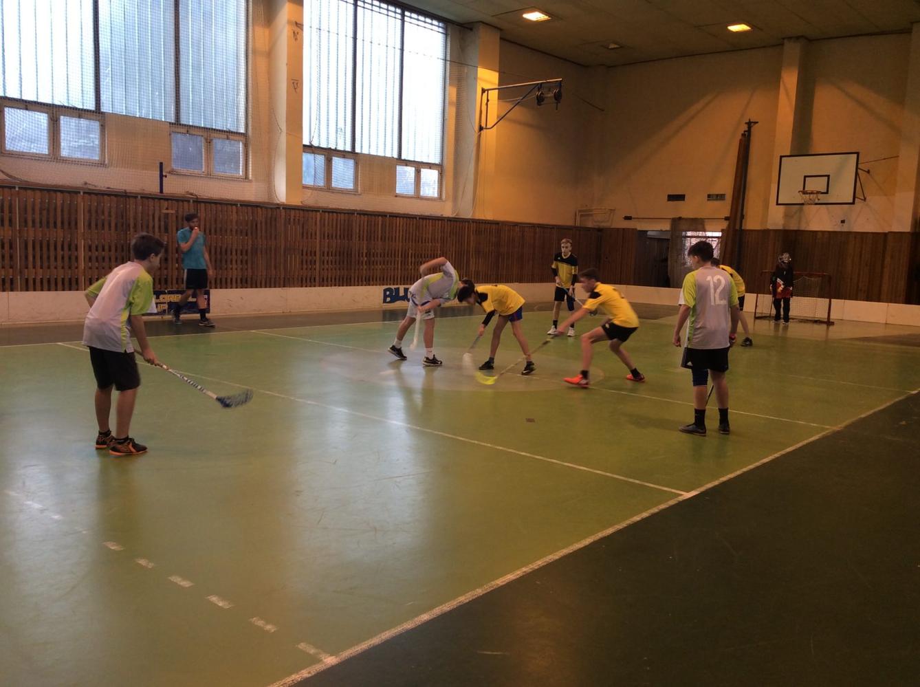 Okresní kolo ve florbale st. H - 5