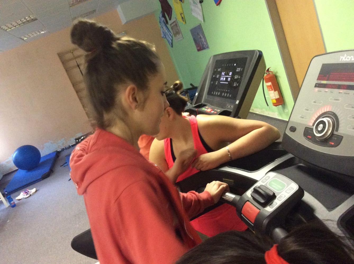 Návštěva posilovny - dívky z 8. a 9. třídy - 4