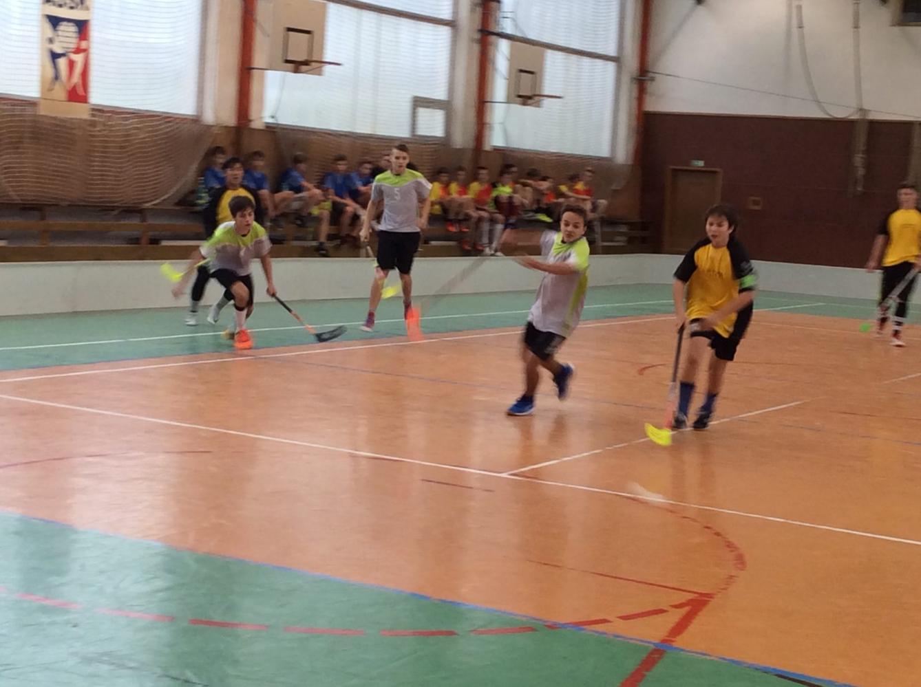 Postup starších florbalistů z okrsku - 3