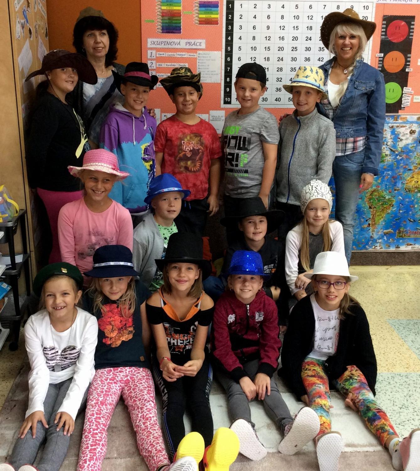 19. 9. Kloboukový čtvrtek na I. stupni - 3