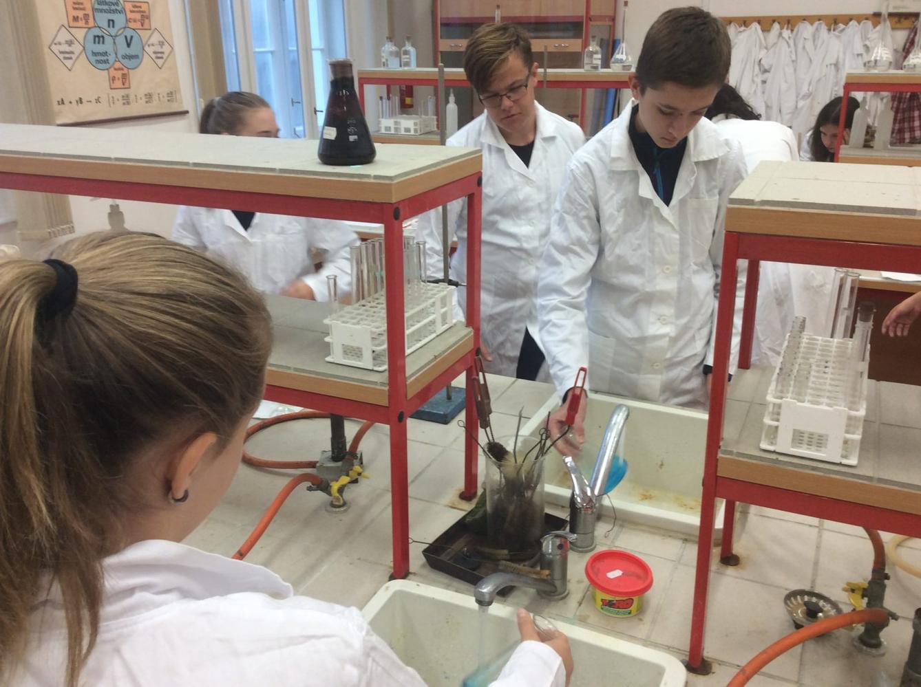 Svět krystalů - 9. třída - 7