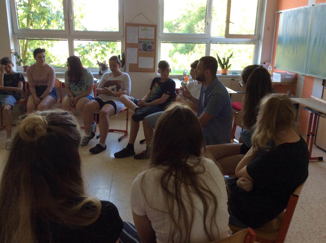 Jak se nenechat podvést - prevence 9. třída - 1