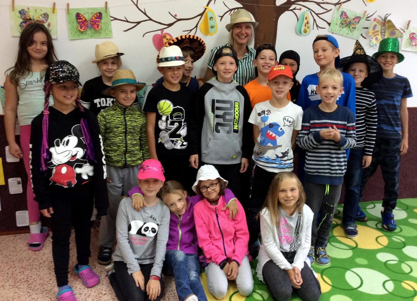 19. 9. Kloboukový čtvrtek na I. stupni - 4