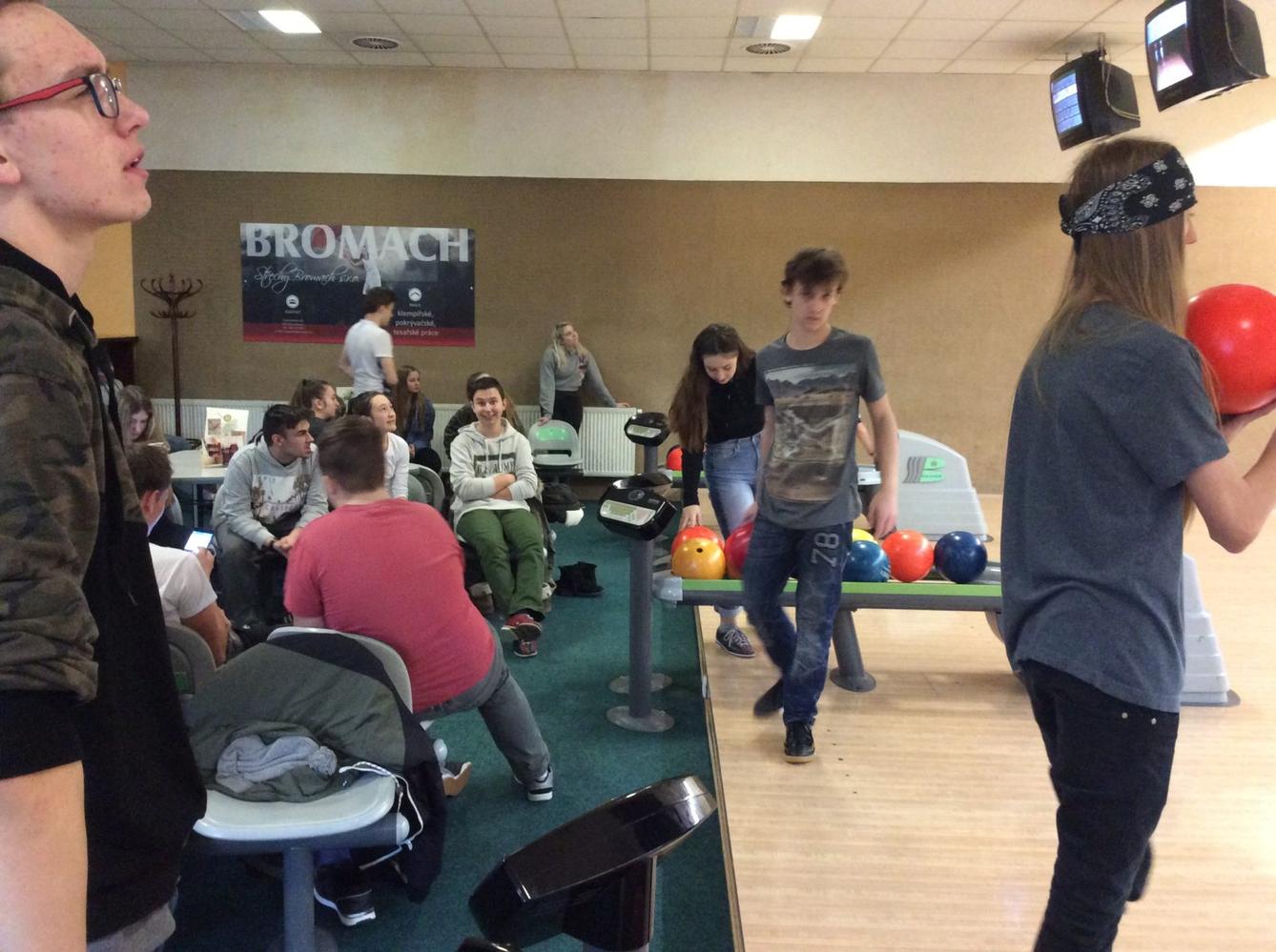 Bowling - 9. třída - 13