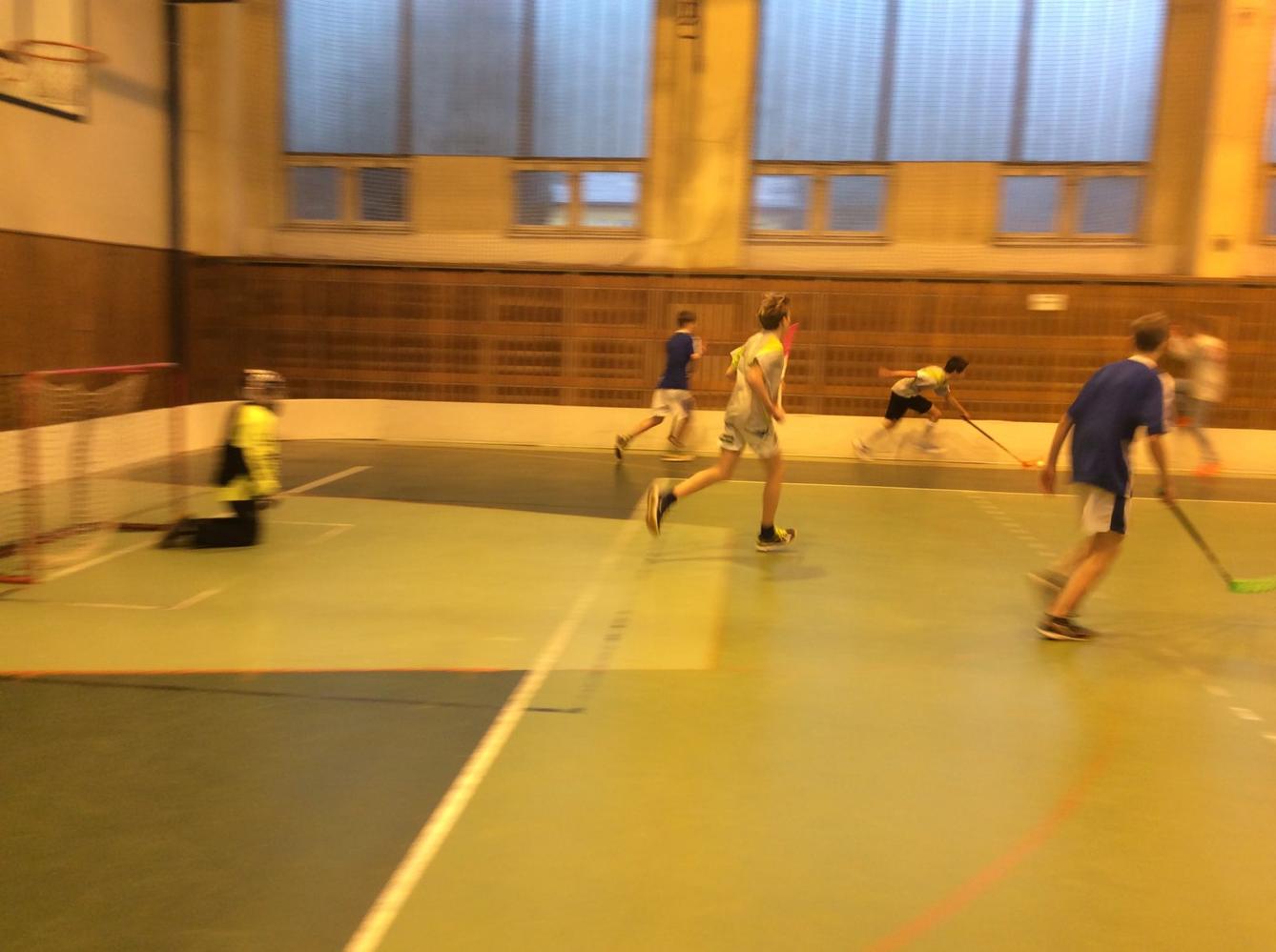 Postup florbalistů do kraje - 4