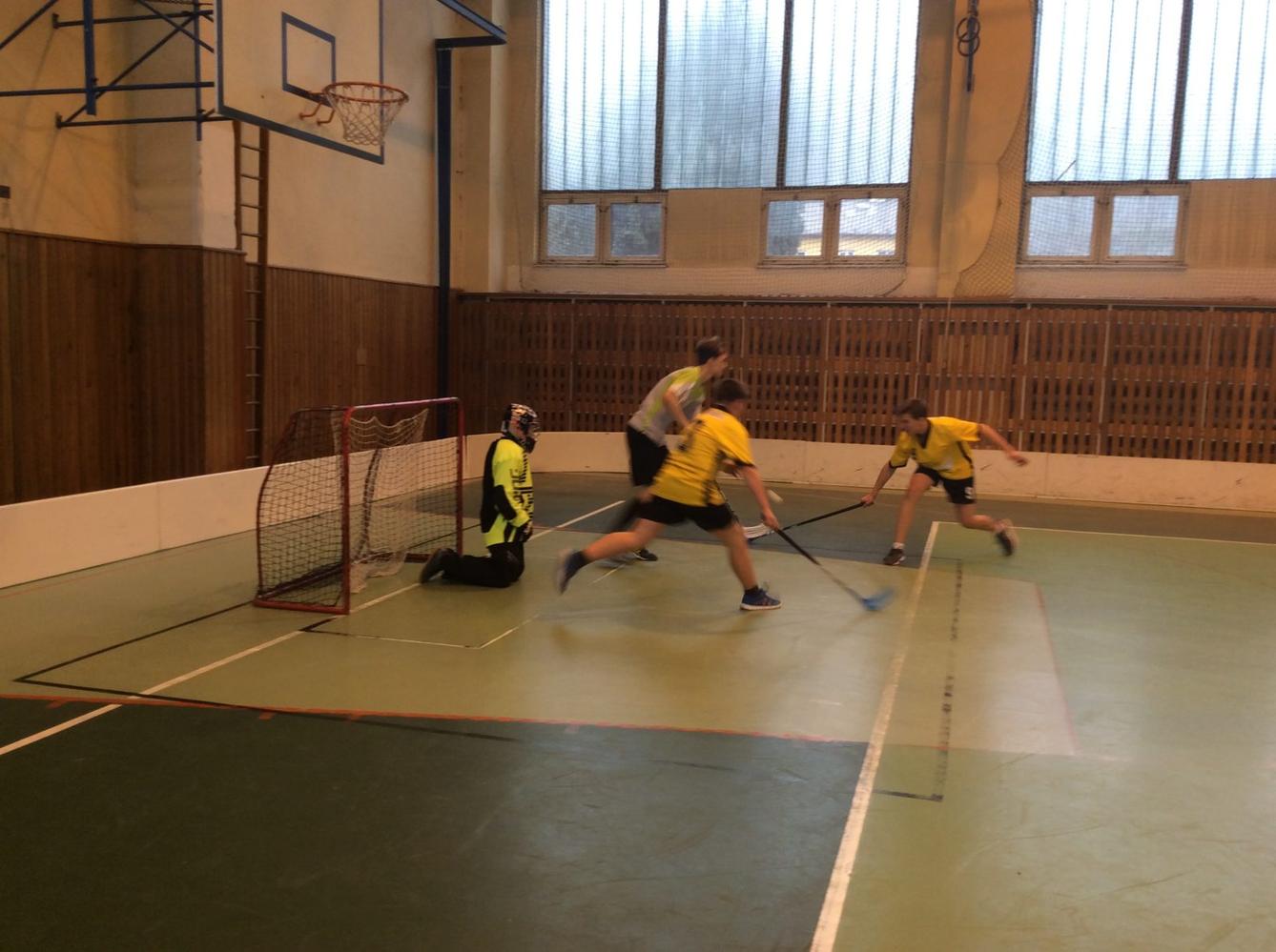 Postup florbalistů do kraje - 8