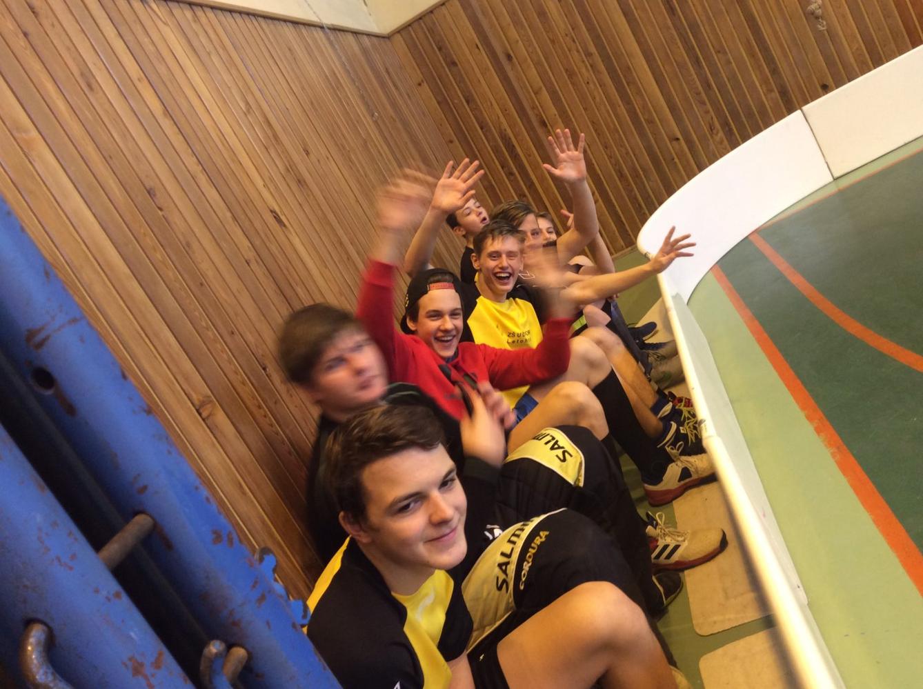 Postup florbalistů do kraje - 10