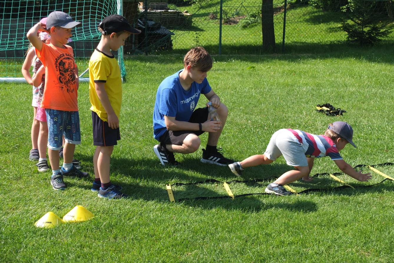 Na hřišti s fotbalisty - 33