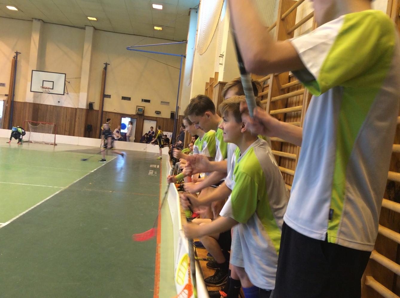 Postup florbalistů do kraje - 12