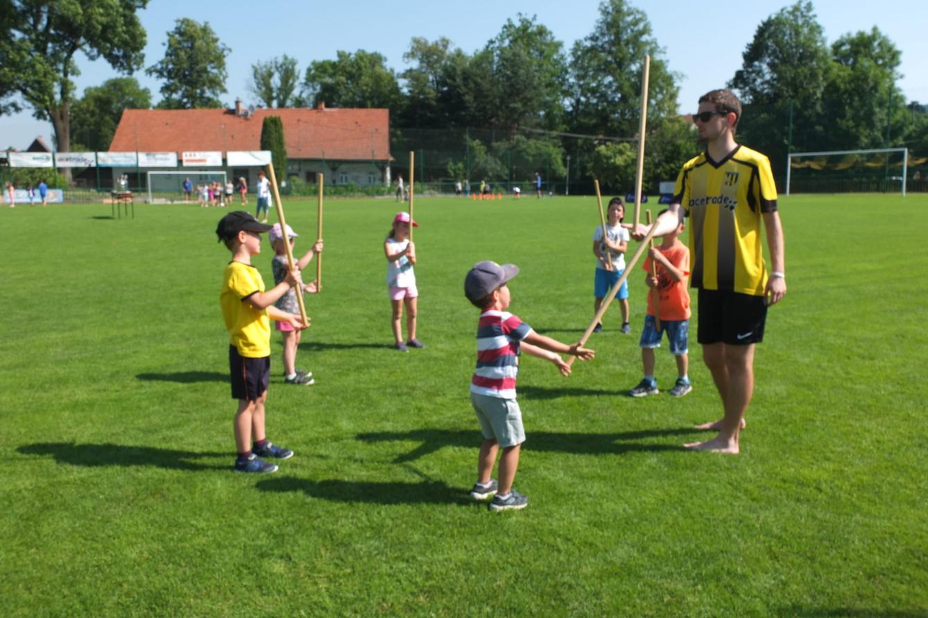 Na hřišti s fotbalisty - 51