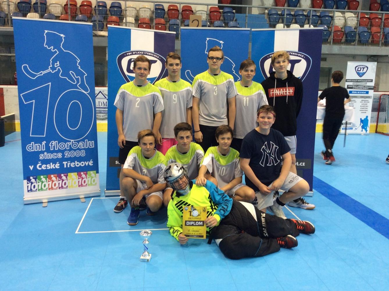 Vítězství našeho týmu na akci 10 dní florbalu v České Třebové - 12