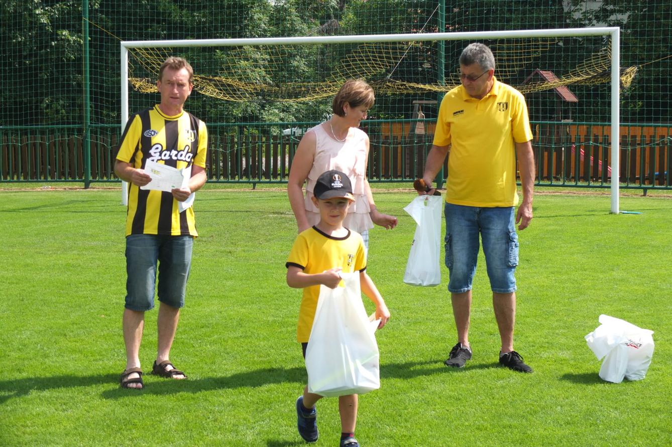 Na hřišti s fotbalisty - 63