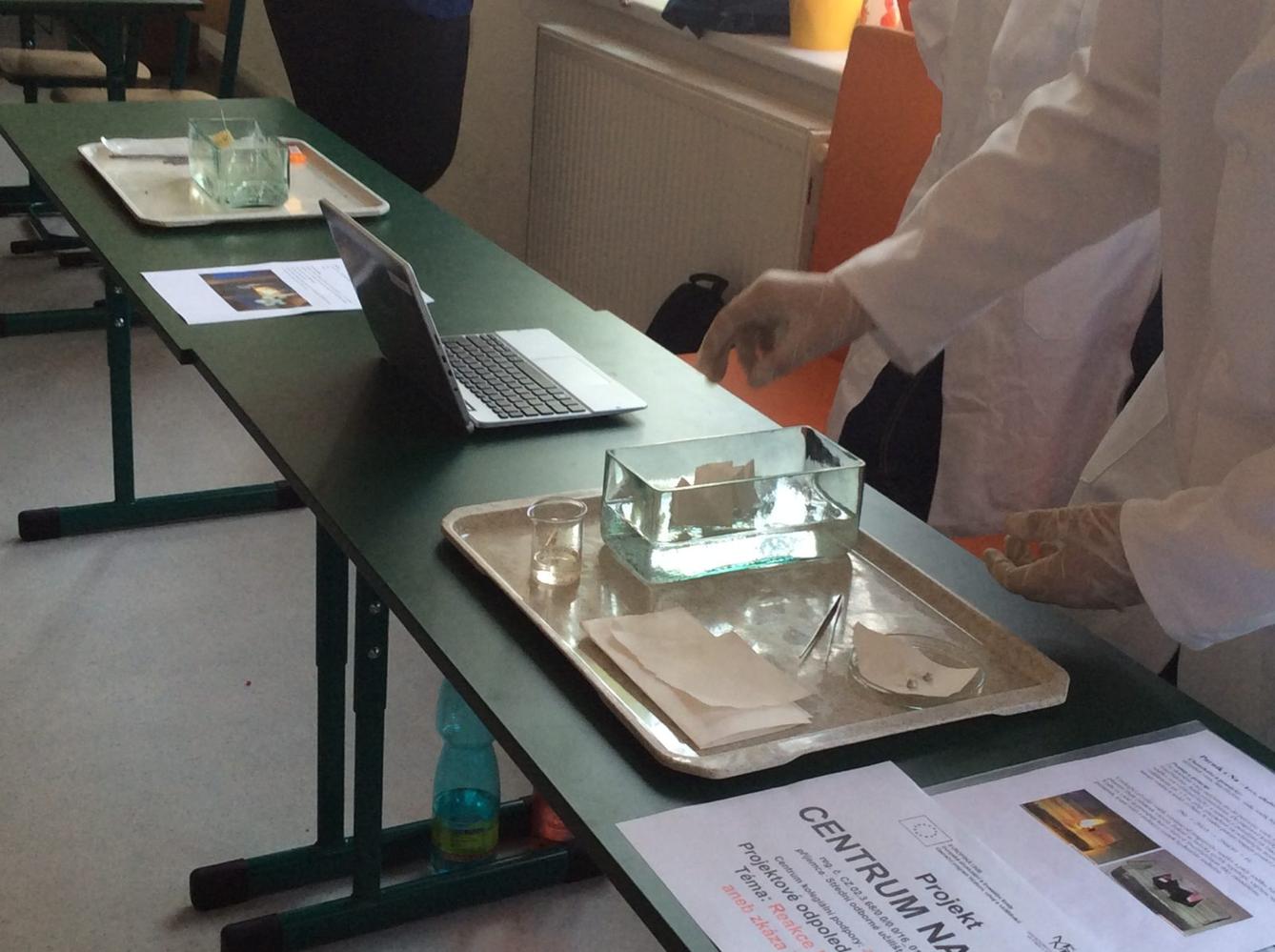 Odpoledne s pokusy Přírodovědného kroužku - 24