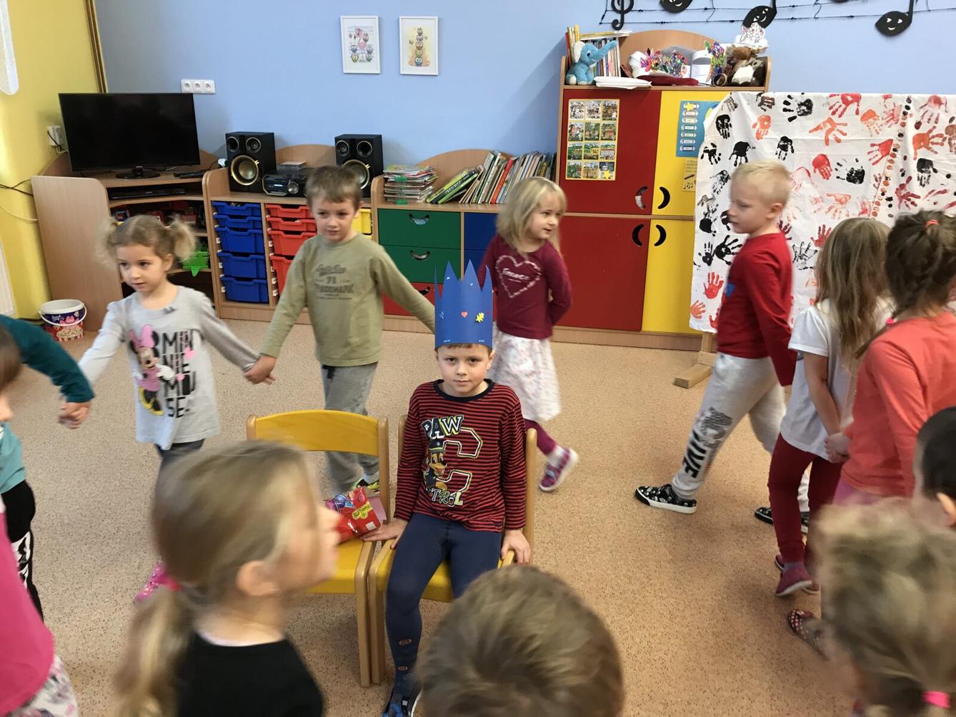 MATOUŠEK SLAVÍ NAROZENINY - 1