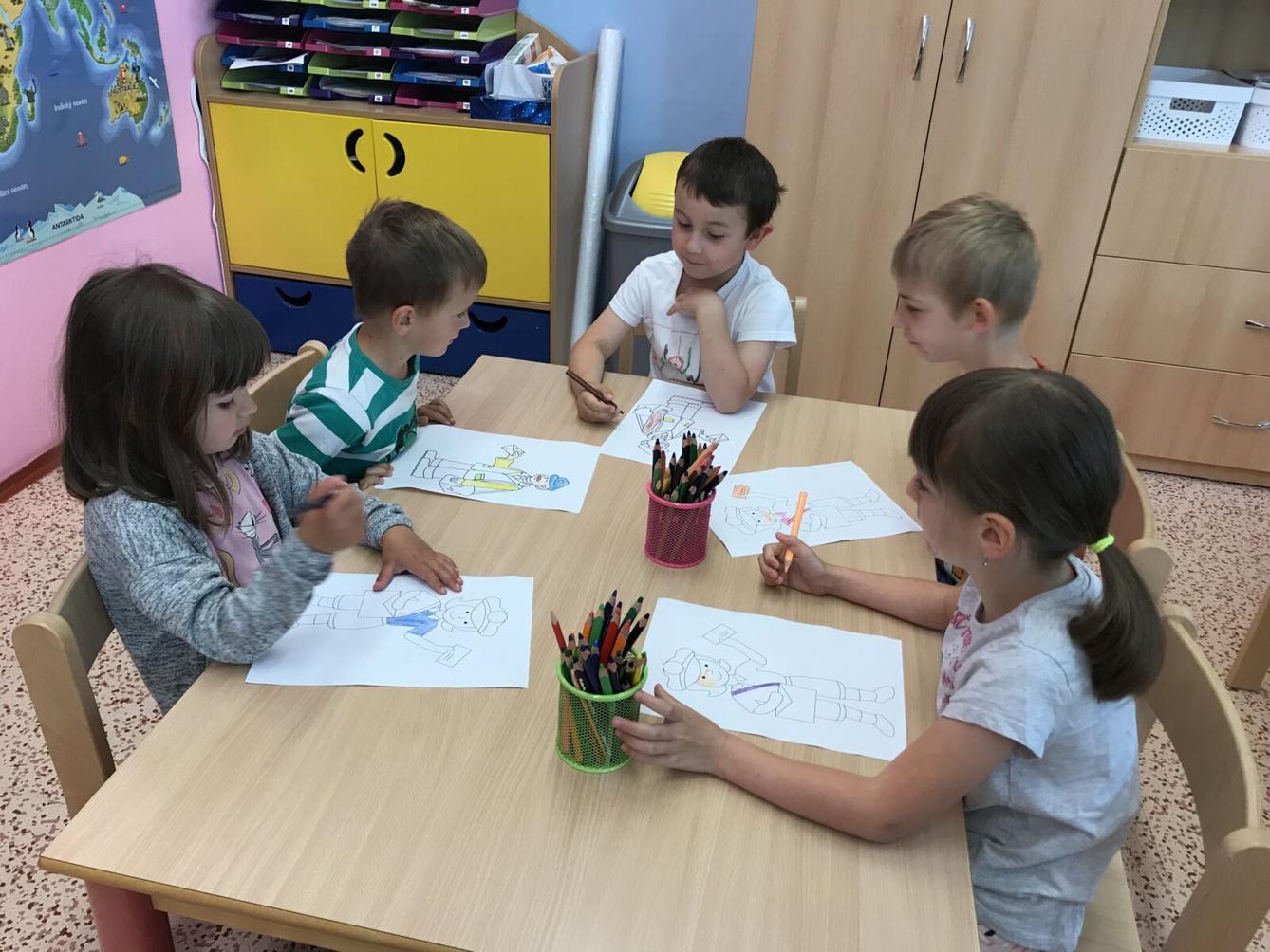 SOVIČKY: ,,TEN DĚLÁ TO A TEN ZAS TOHLE" - 2