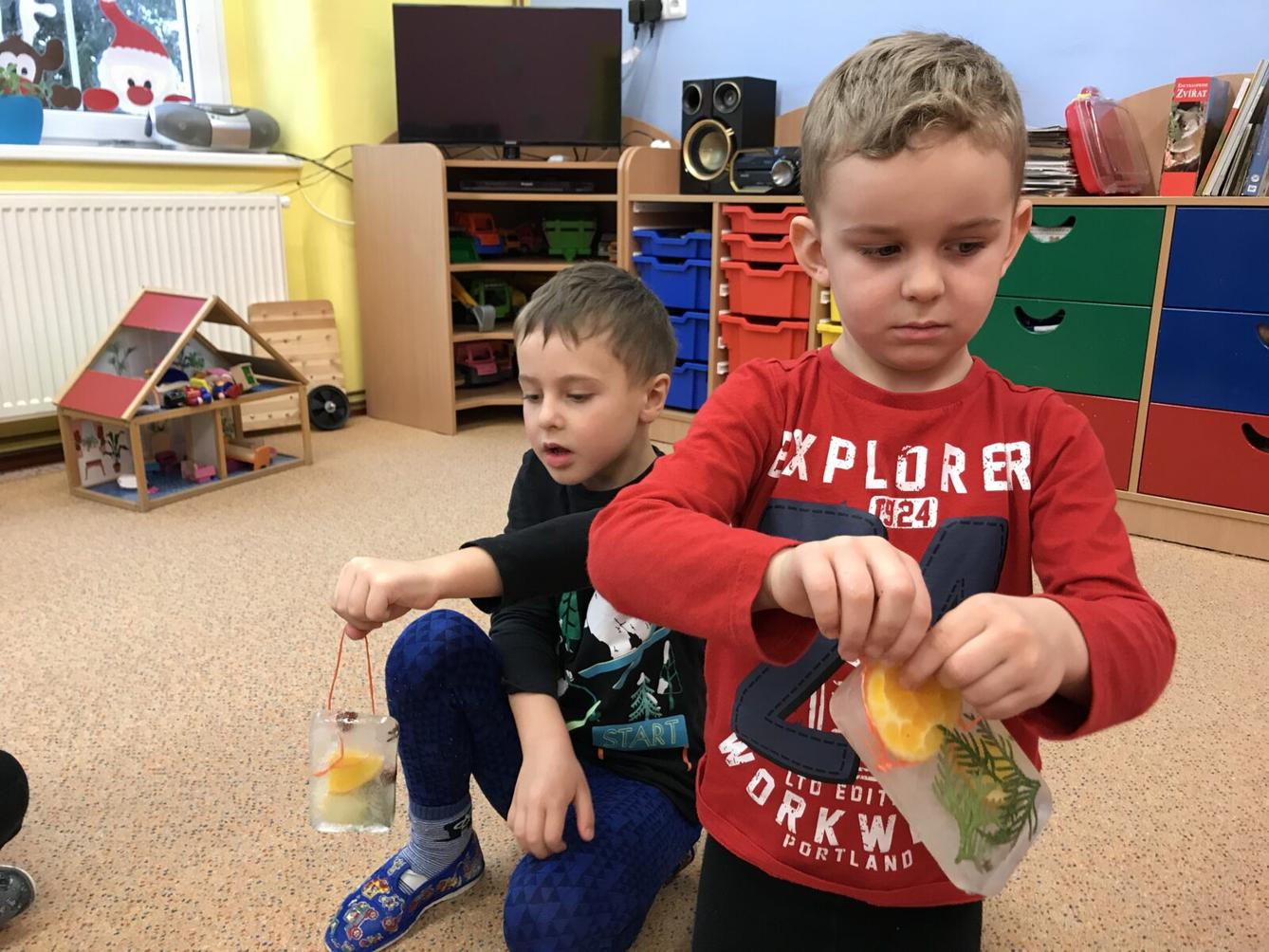 SOVIČKY: ,,VOŇAVÉ OZDOBY Z LEDU" - 2