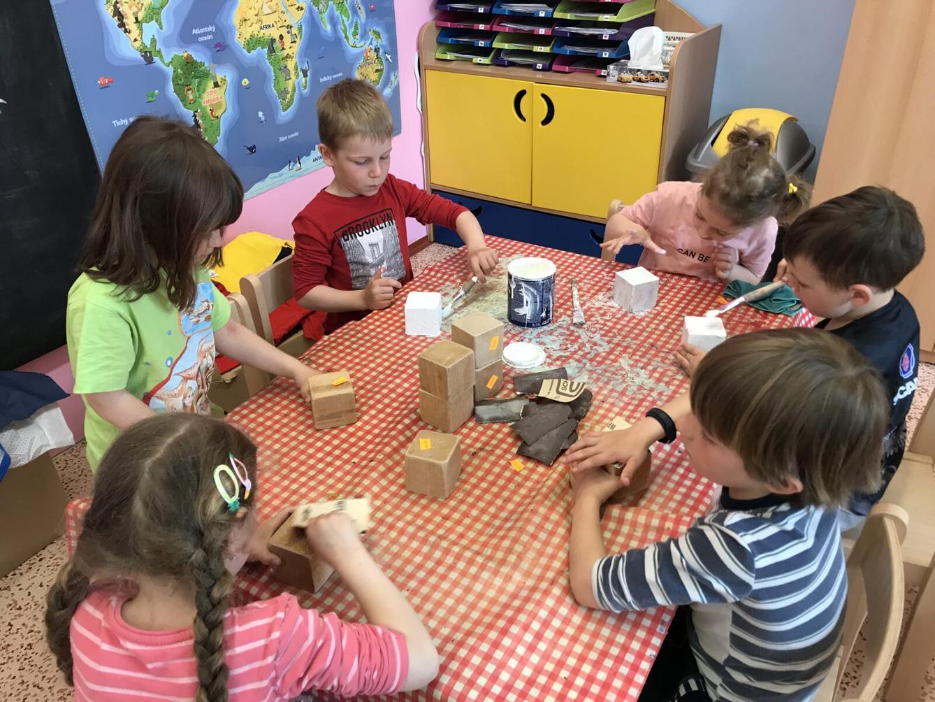 SOVIČKY: ,,MAMINKA MÁ SVÁTEK, RODINA" - 2