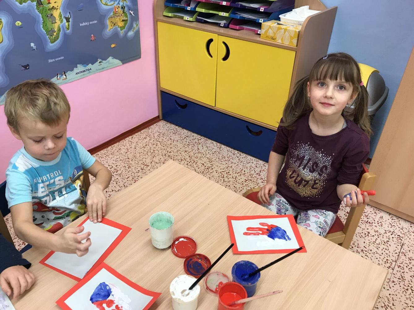 SOVIČKY: ,,KDE ŽIJEME ANEB MÁME RÁDI ČESKO" - 3