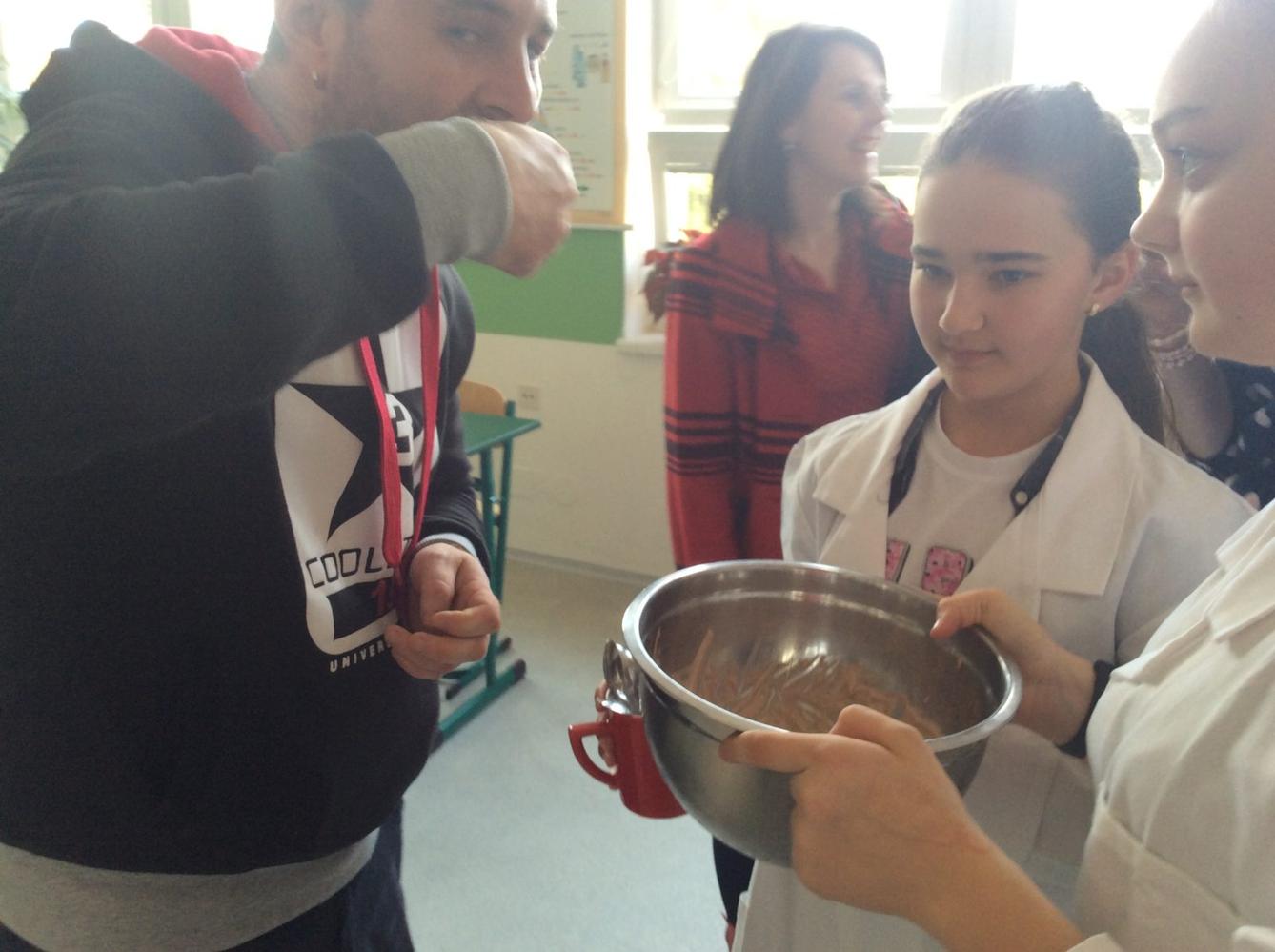 Odpoledne s pokusy Přírodovědného kroužku - 31