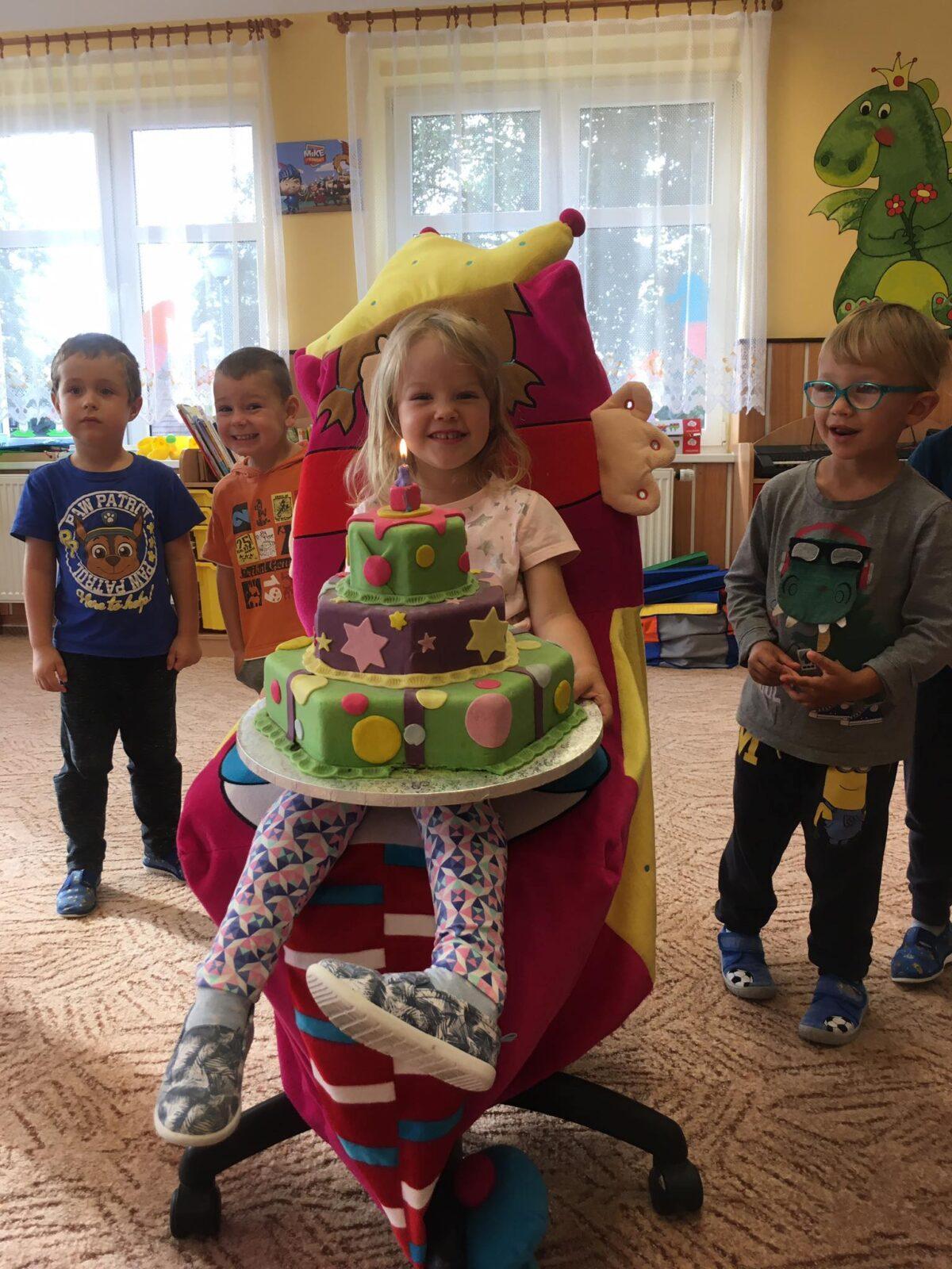 Simonka slaví narozeniny - 2