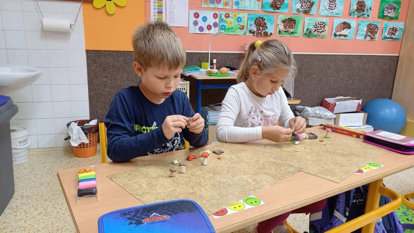 25. 9. Činnosti v 1. třídě - 35