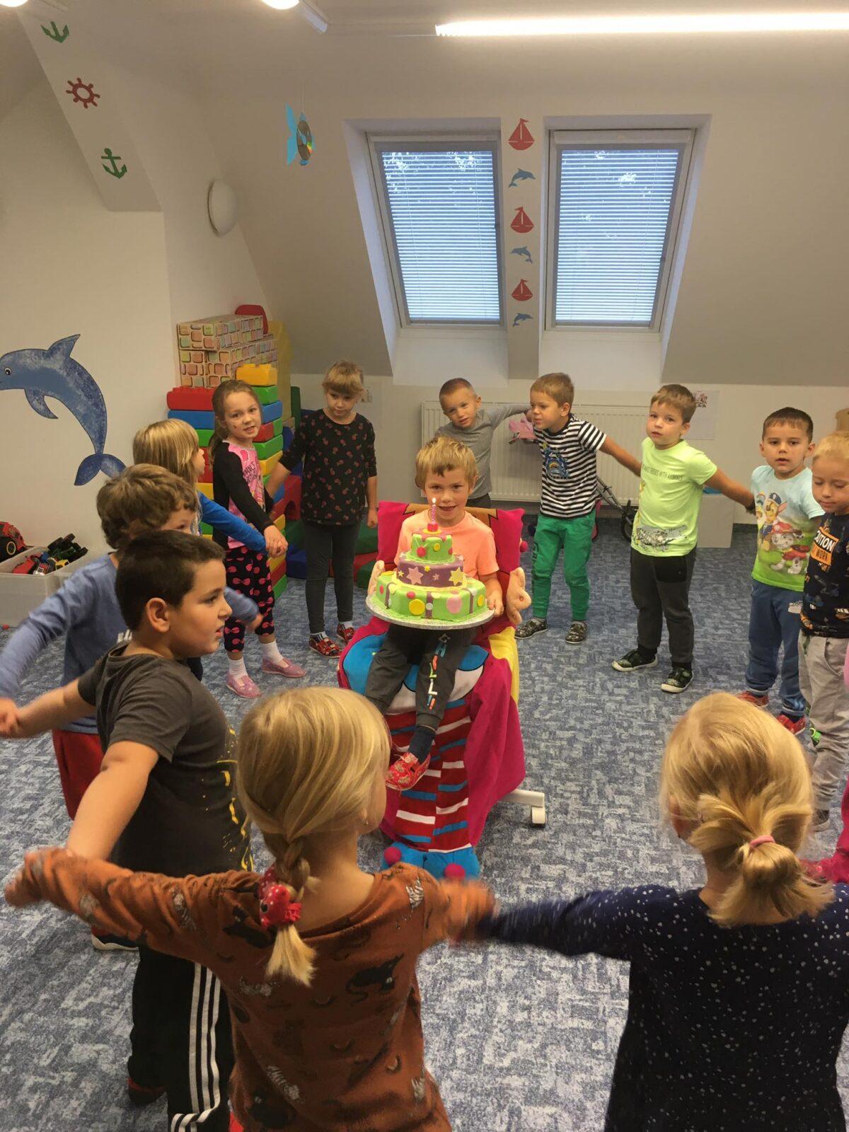 Adámek, Jolanka a Mireček mají narozeniny - 12