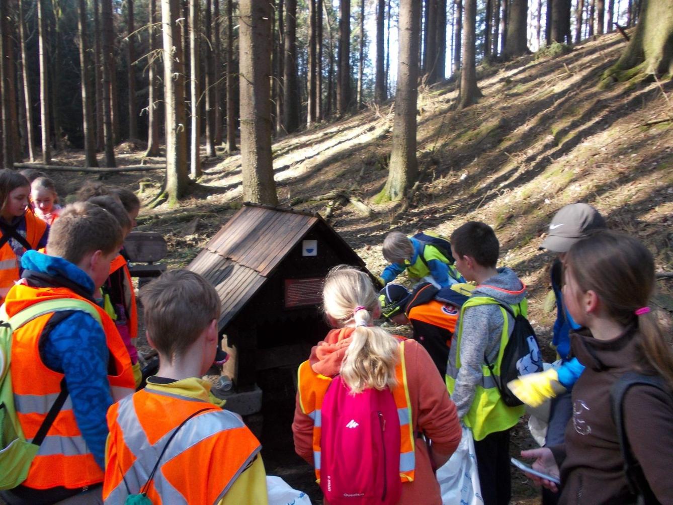 „UKLIĎME ČESKO-UKLIĎME LIBCHAVY“ - II. stupeň - 5