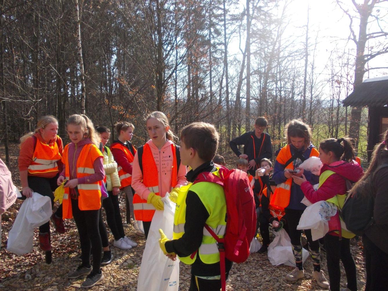 „UKLIĎME ČESKO-UKLIĎME LIBCHAVY“ - II. stupeň - 6