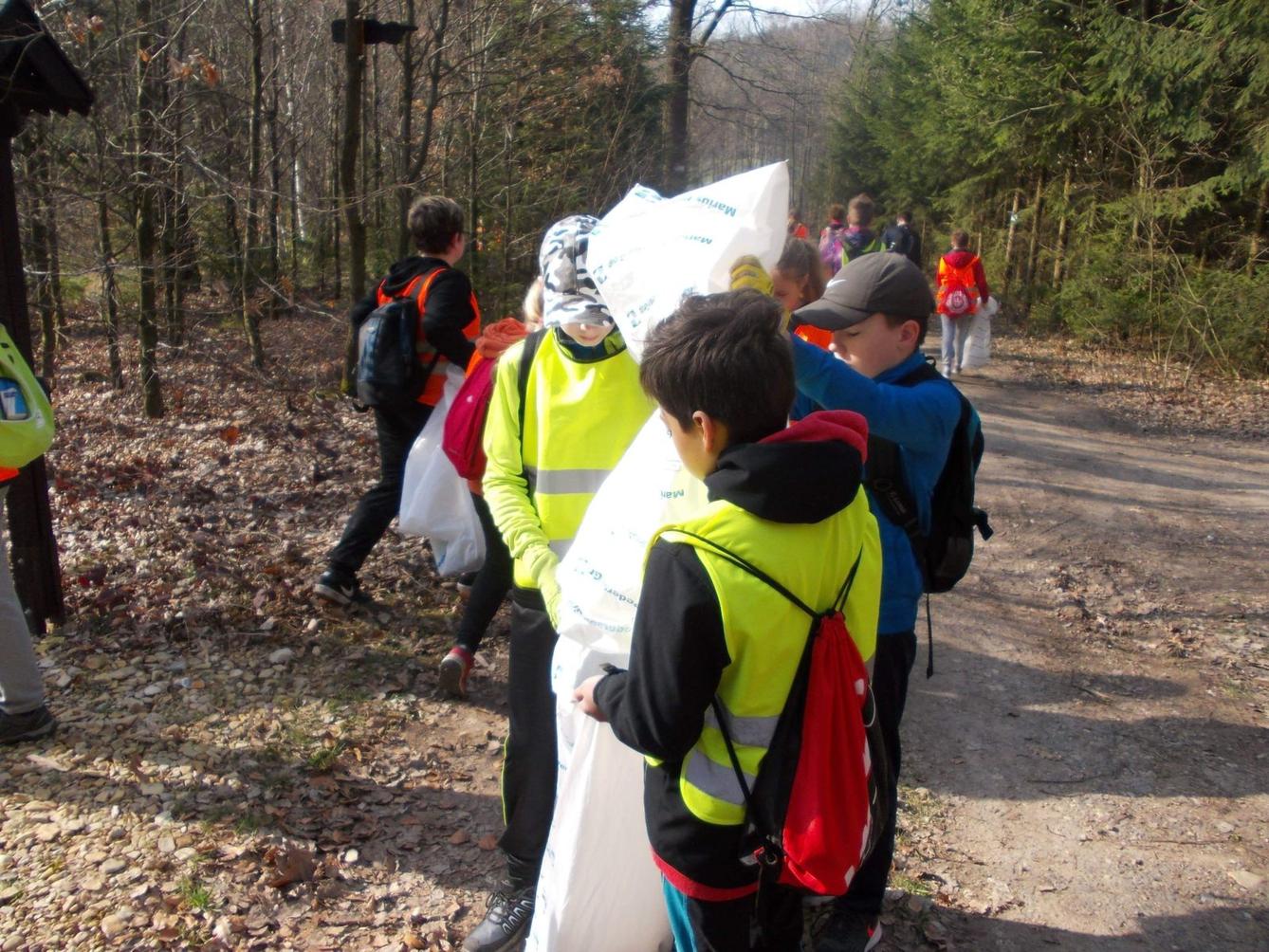 „UKLIĎME ČESKO-UKLIĎME LIBCHAVY“ - II. stupeň - 7