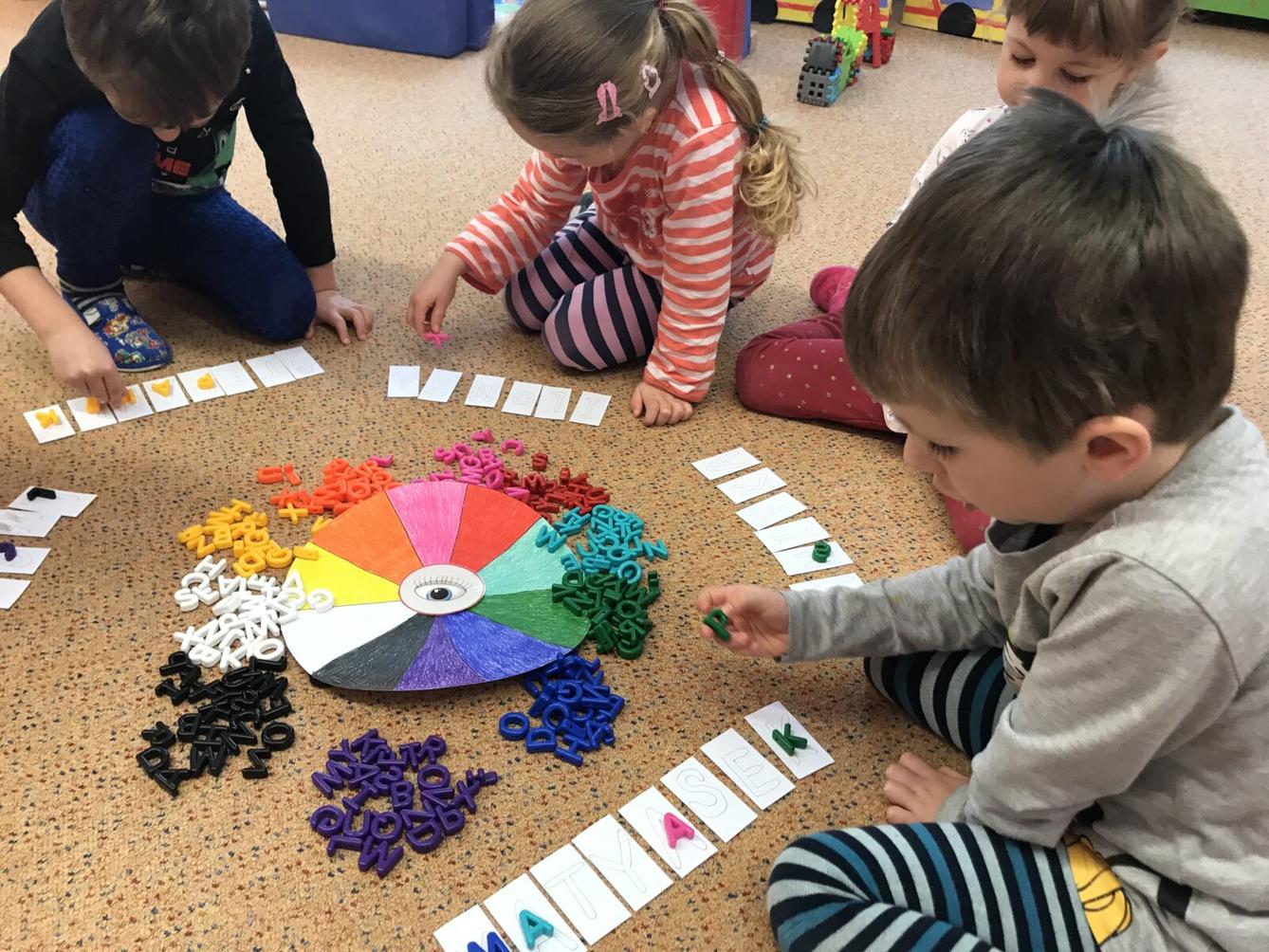 ODPOLEDNÍ HRY: ,,NAŠE SMYSLY" - 5