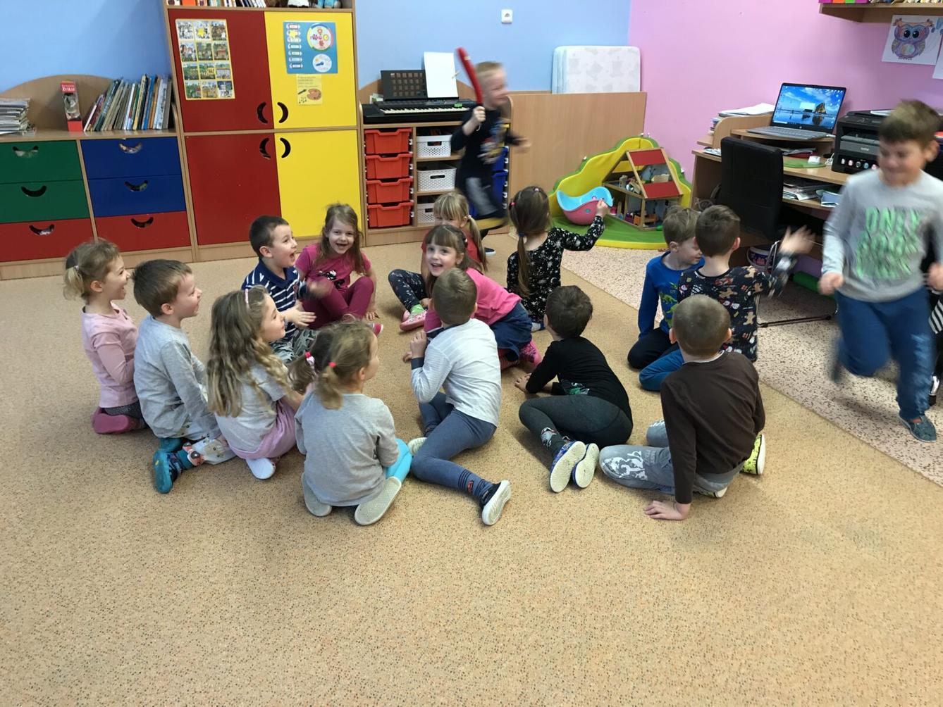 SOVIČKY: ,,KDYŽ ALENKA STŮNĚ" - MOJE TĚLO - 5