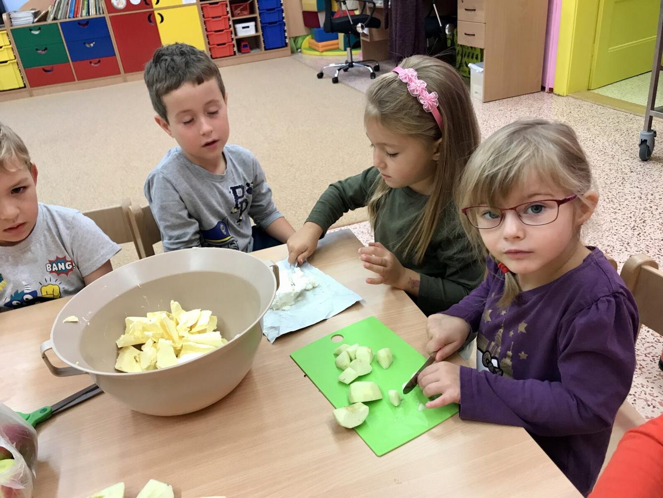 sovičky: ,,čas jablíčkové vůně" - 6