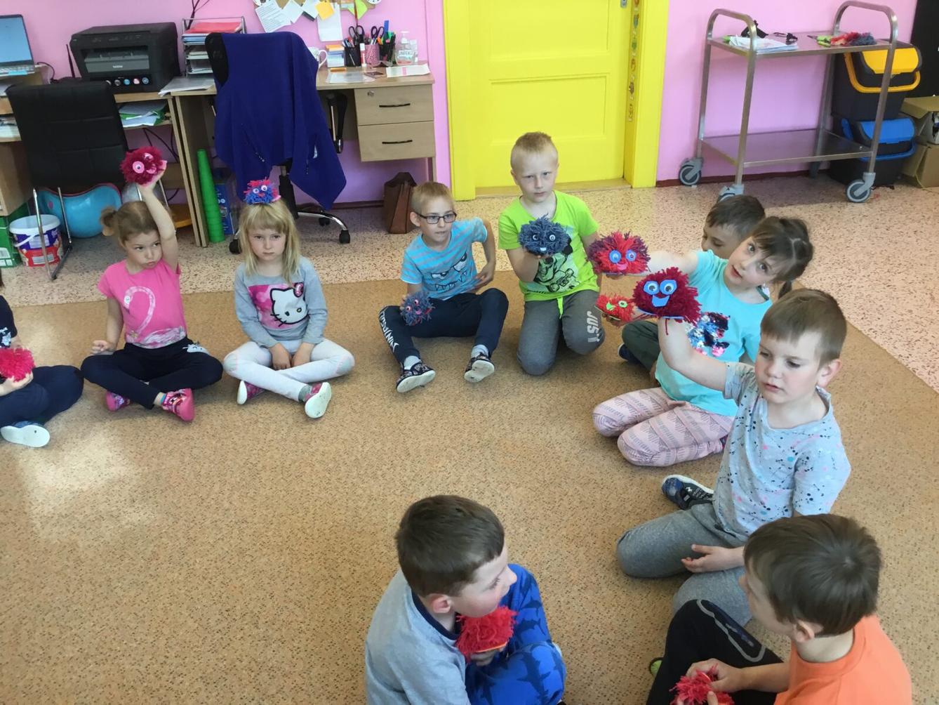 SOVIČKY: ,,DĚTI MAJÍ SVÁTEK" - 8