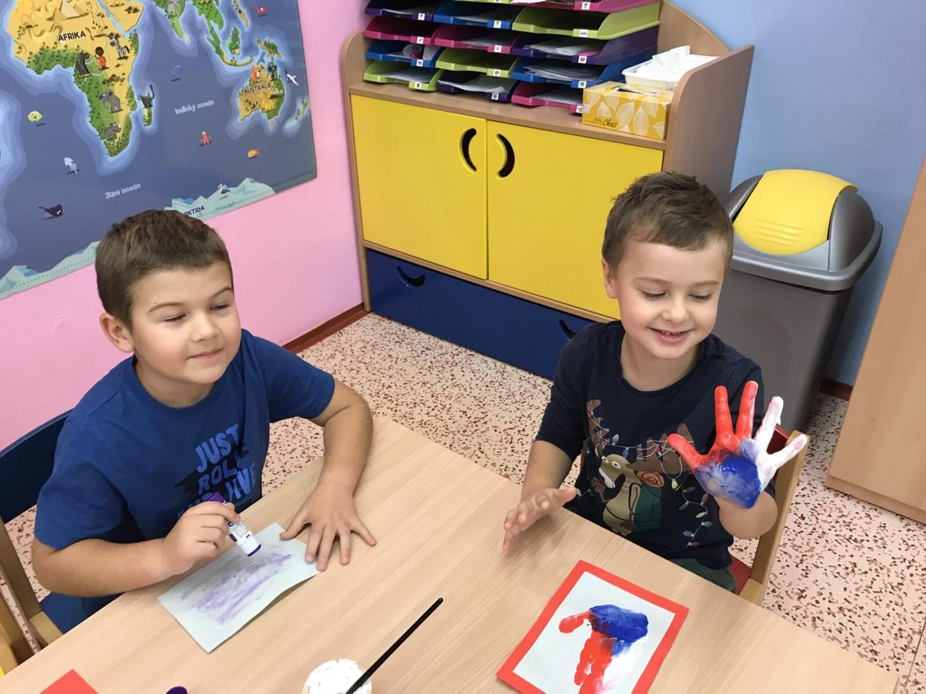 SOVIČKY: ,,KDE ŽIJEME ANEB MÁME RÁDI ČESKO" - 9