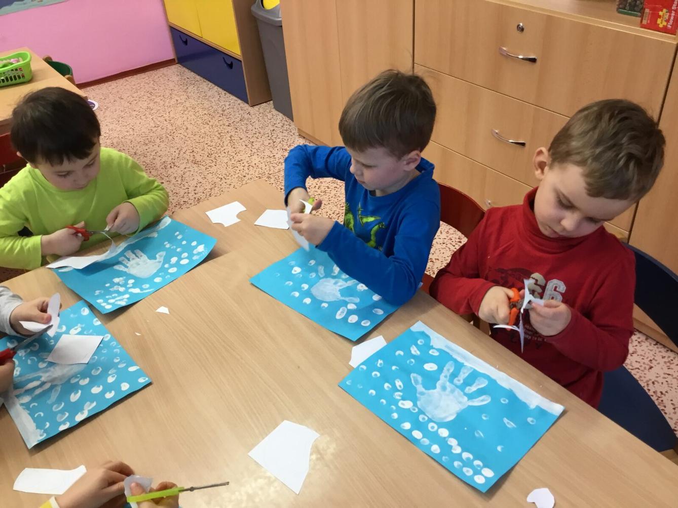 SOVIČKY: ,,ZIMNÍ RADOVÁNKY - VÝPRAVA NA SEVERNÍ A JIŽNÍ PÓL" - 9