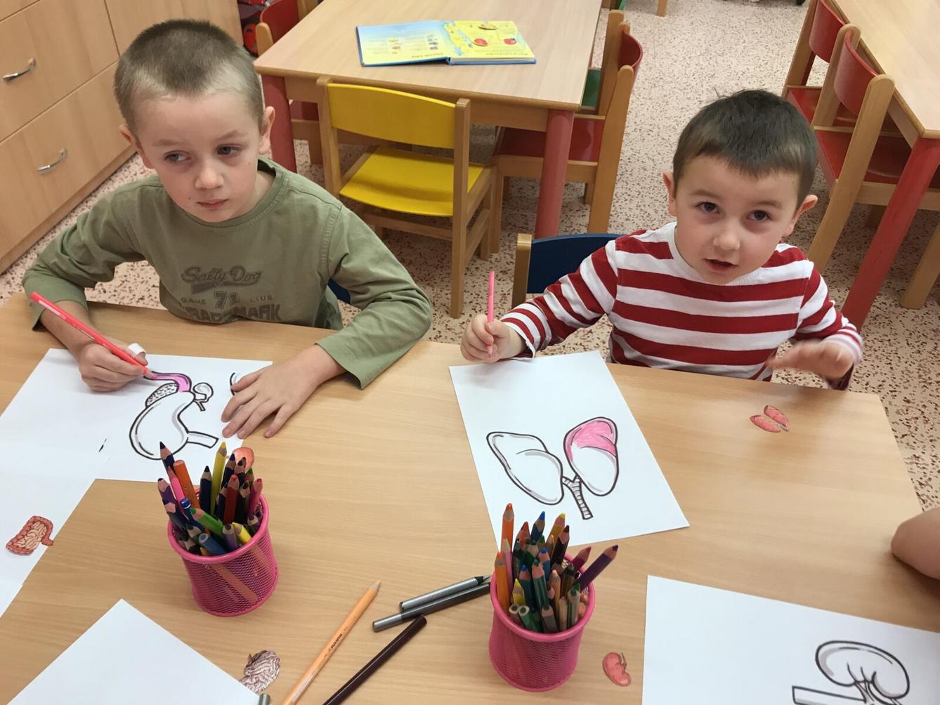 SOVIČKY: ,,KDYŽ ALENKA STŮNĚ" - MOJE TĚLO - 9