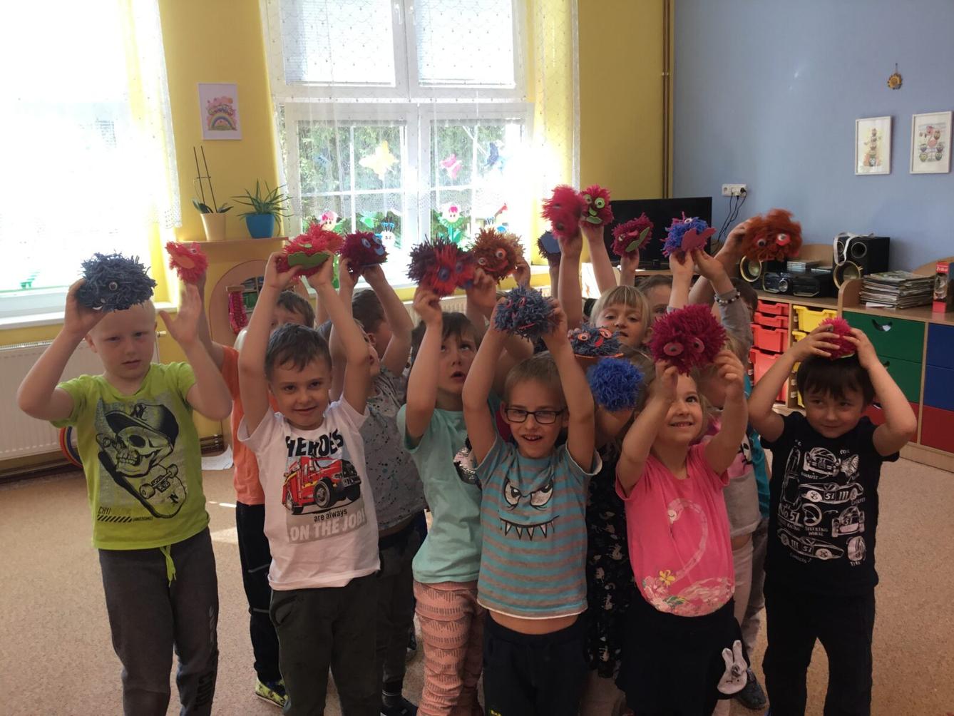 SOVIČKY: ,,DĚTI MAJÍ SVÁTEK" - 10