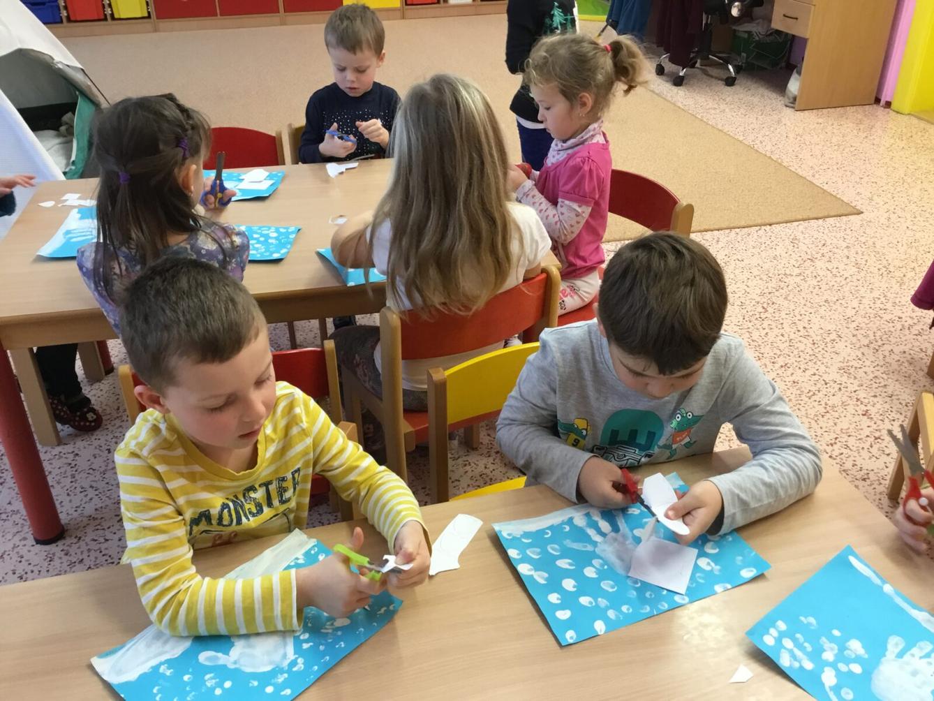 SOVIČKY: ,,ZIMNÍ RADOVÁNKY - VÝPRAVA NA SEVERNÍ A JIŽNÍ PÓL" - 10