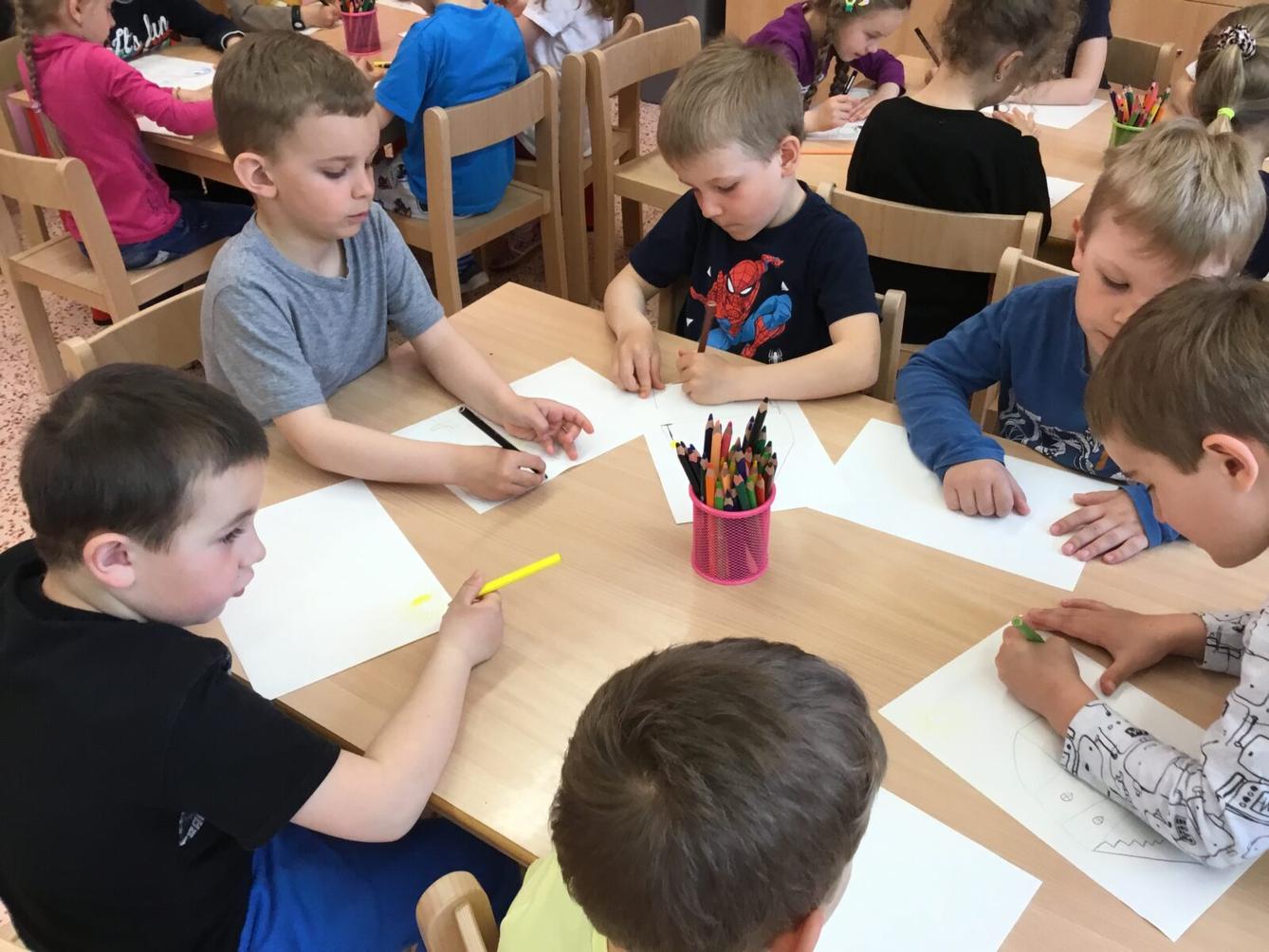 SOVIČKY: ,,MAMINKA MÁ SVÁTEK, RODINA" - 10