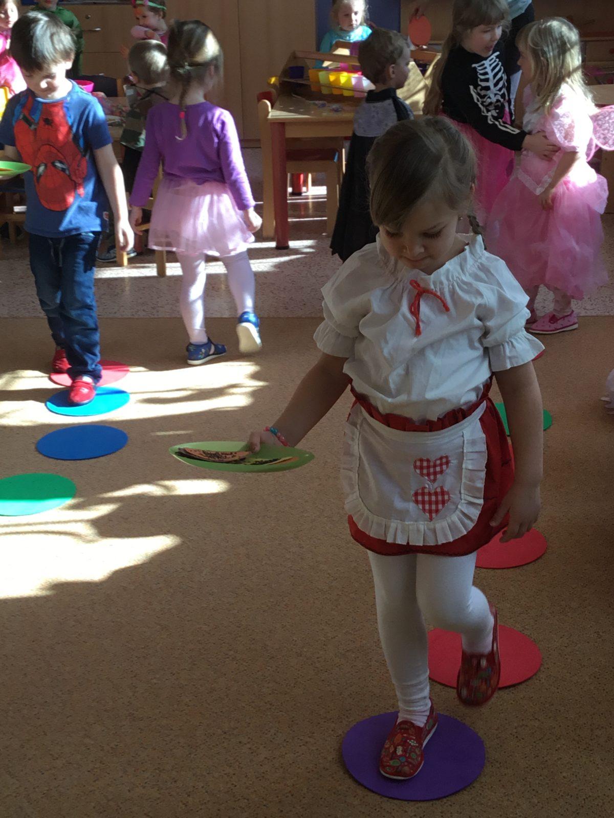 Karnevalové dopoledne v MŠ - 7