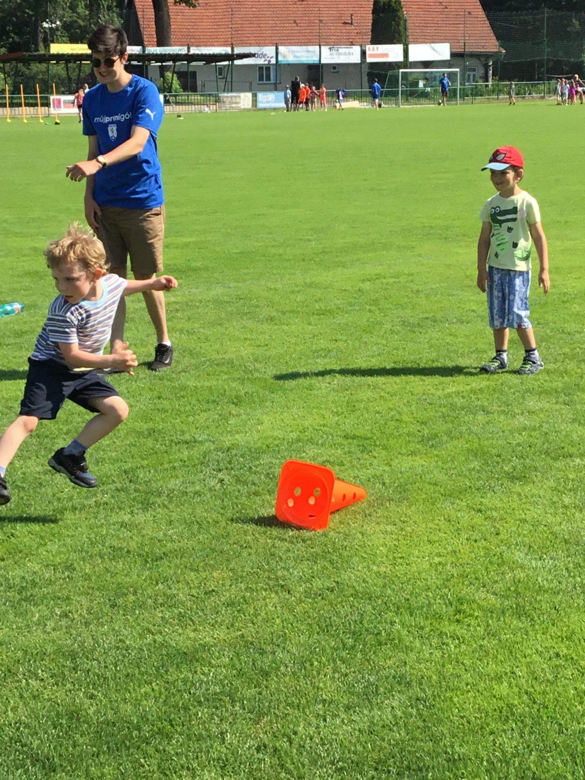 "Fotbalová hvězdička" - 12