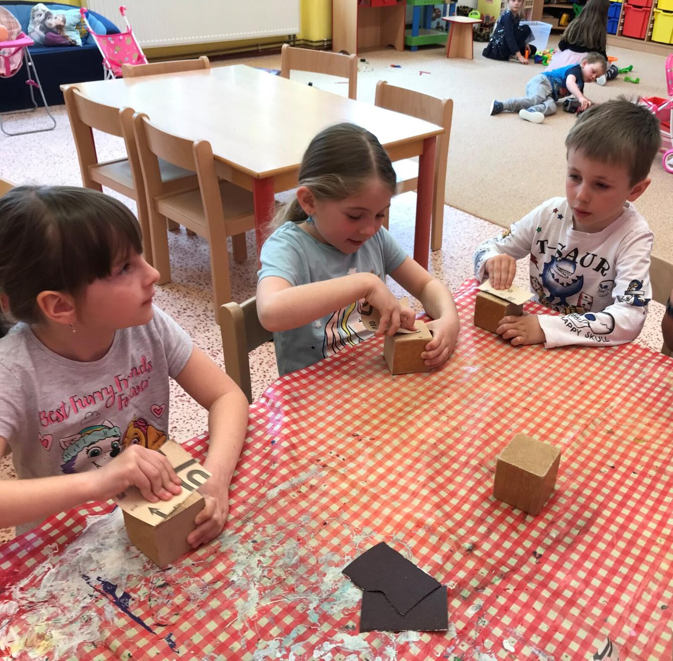 SOVIČKY: ,,MAMINKA MÁ SVÁTEK, RODINA" - 11