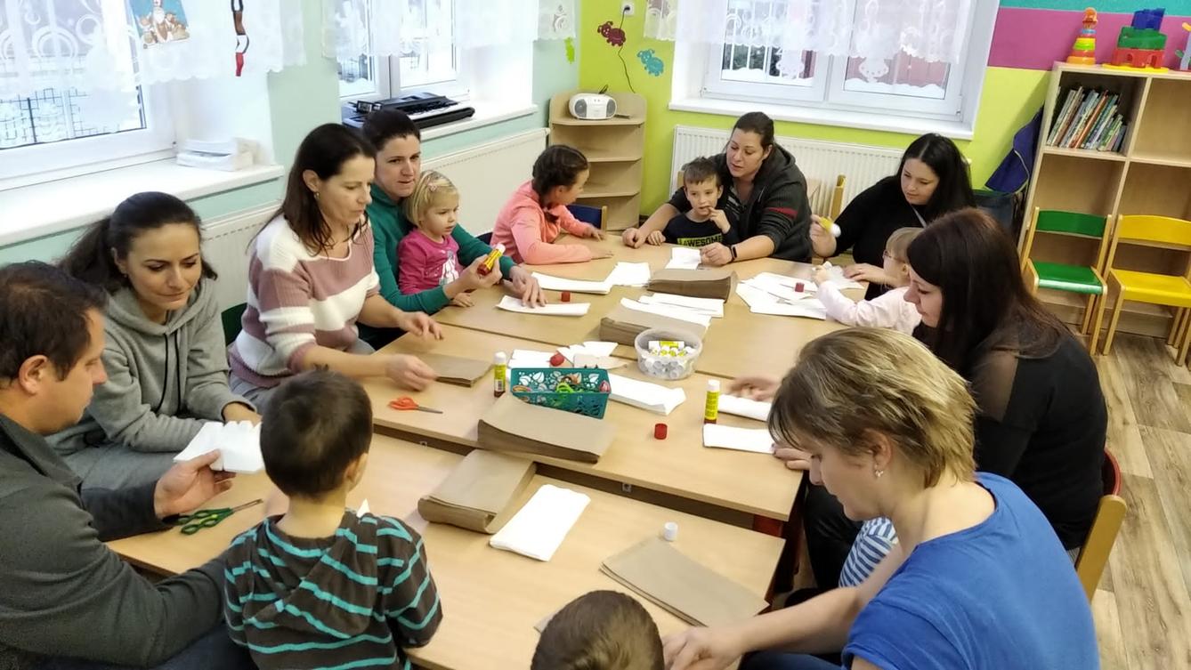 VÁNOČNÍ TVOŘENÍ S RODIČI - 12