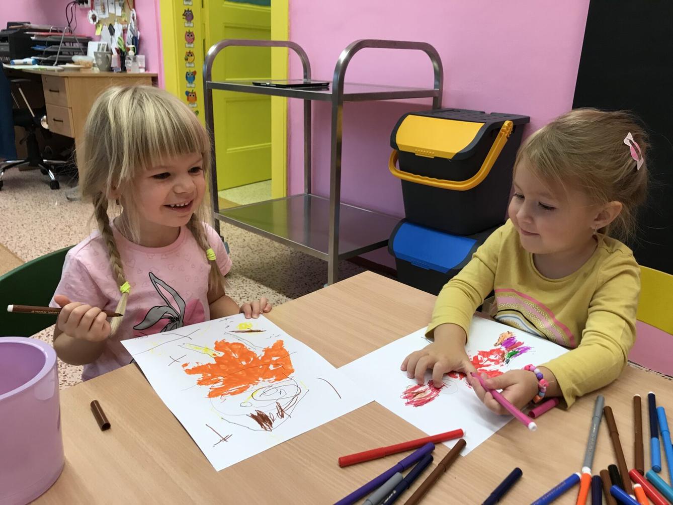 TVOŘENÍČKO: ,,LISTÍ ŽLOUTNE, POLETUJE" - 13