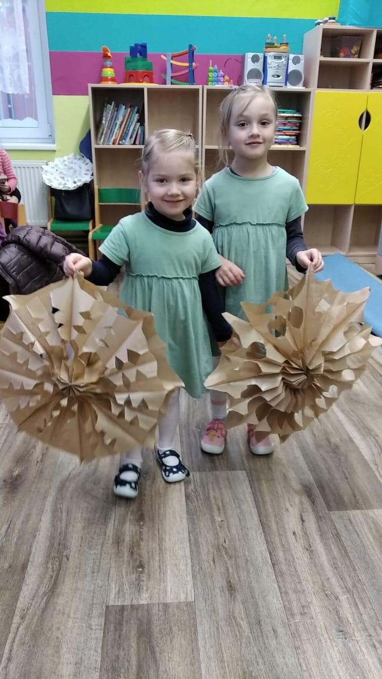 VÁNOČNÍ TVOŘENÍ S RODIČI - 13