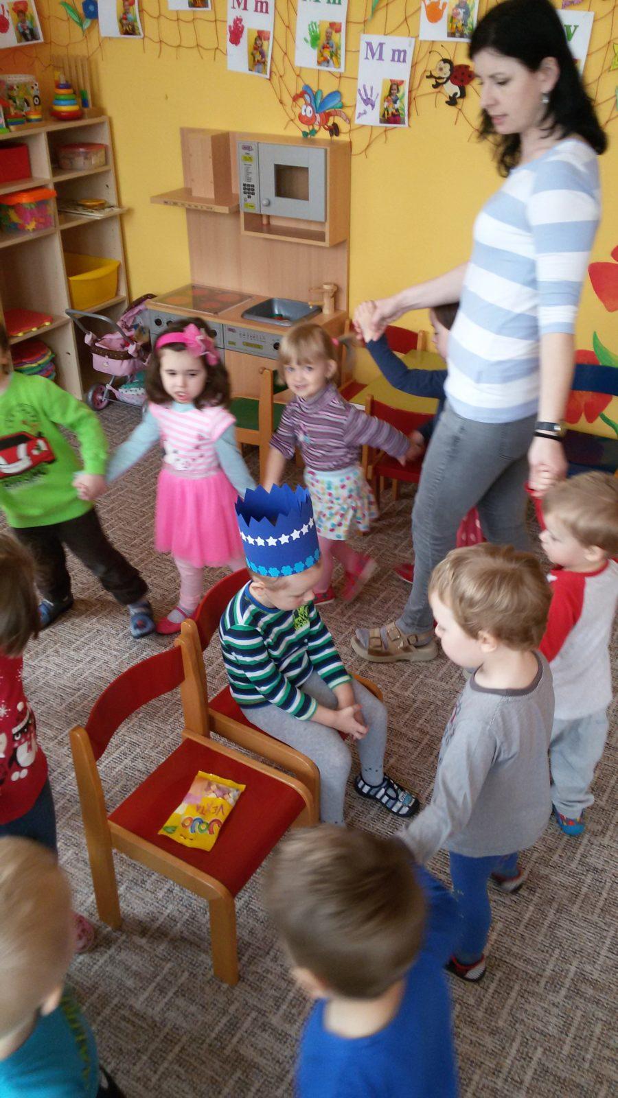 Broučci slaví: Toníček měl narozeniny - 4