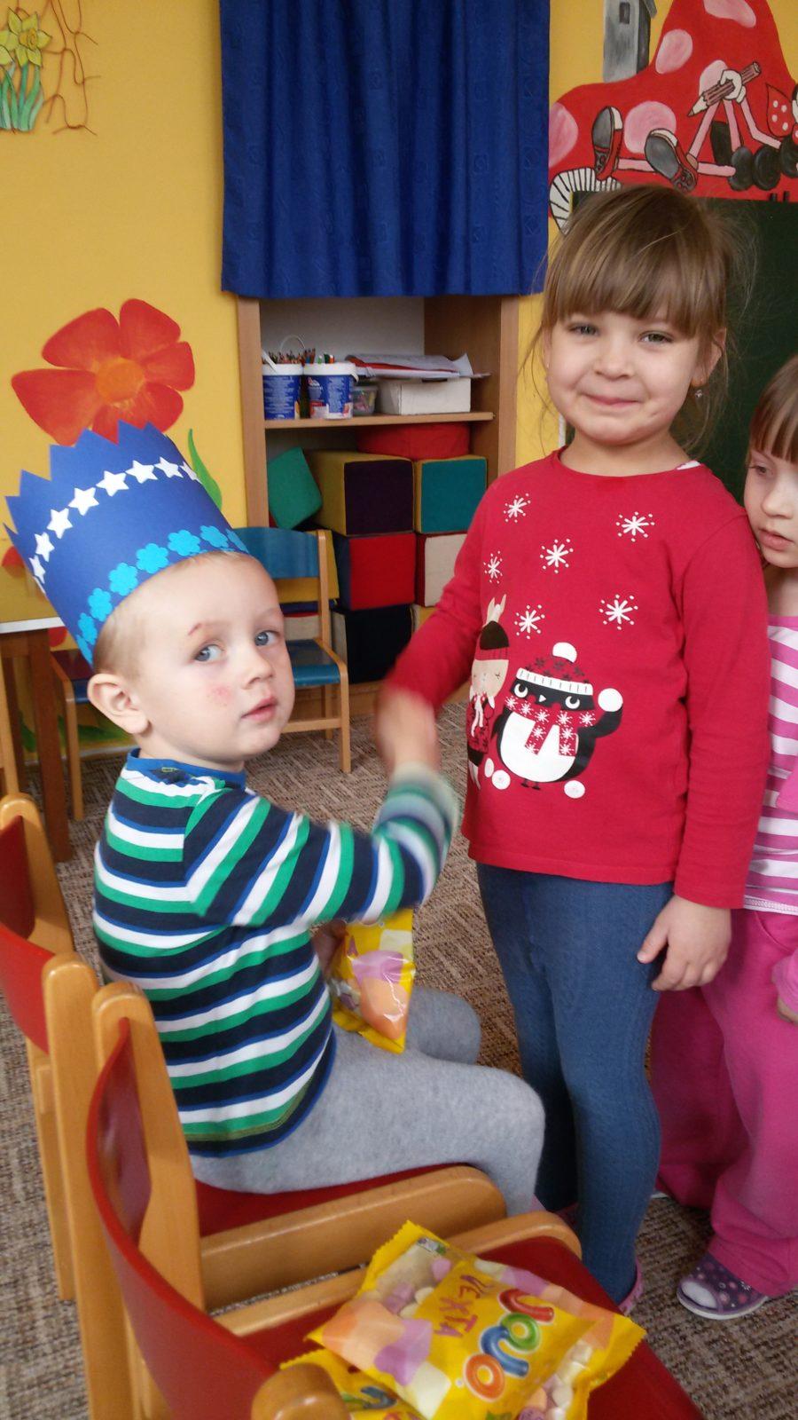 Broučci slaví: Toníček měl narozeniny - 8