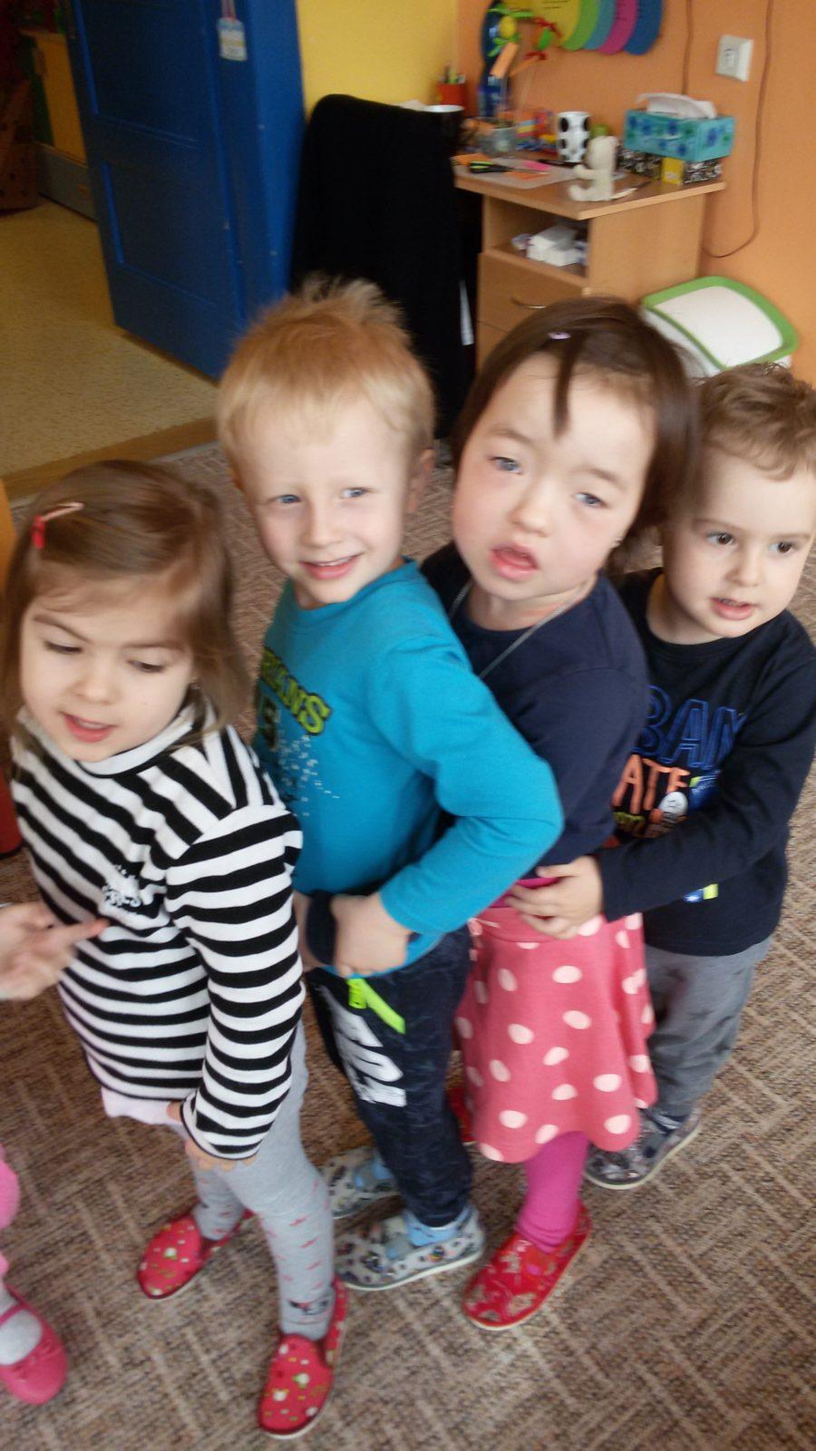 Broučci slaví: Toníček měl narozeniny - 11